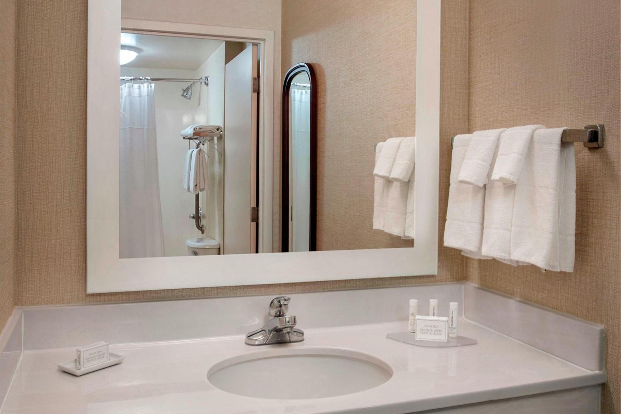 Springhill Suites By Marriott Philadelphia Willow Grove Exterior foto